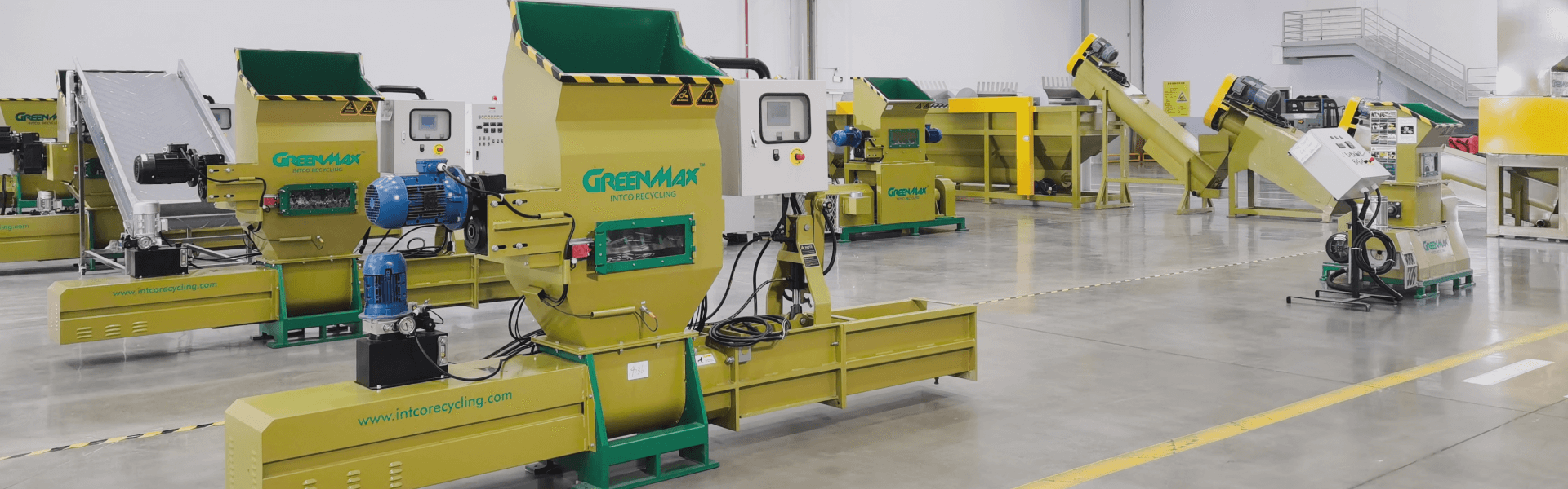 由鎮(zhèn)江英科再生機(jī)械有限公司生產(chǎn)的可再生PS泡沫塑料環(huán)保回收機(jī)械為客戶提供了EPS廢料處理方案